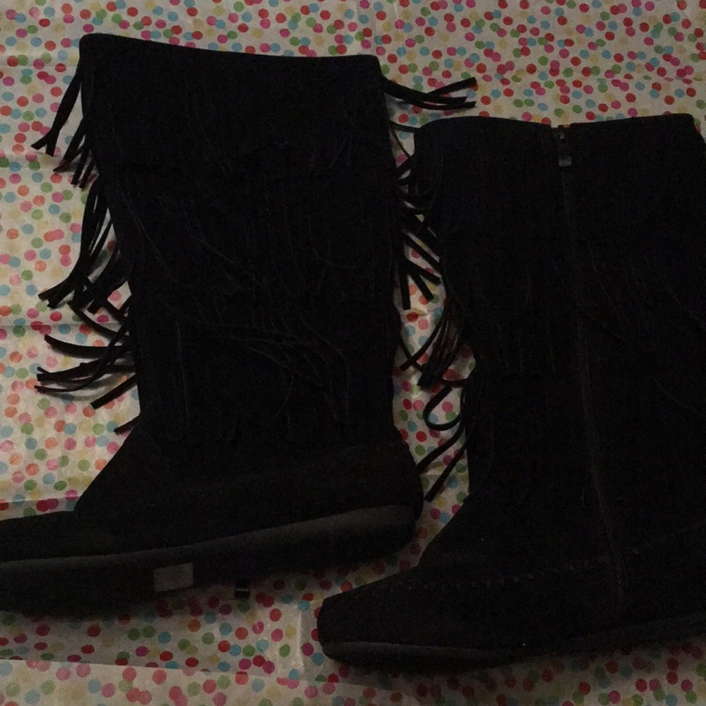 Black boots